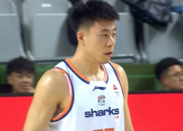 华体会登录入口-失望！男篮顶级锋线打36分钟，只得5、分 球迷：郭士强还要他吗？